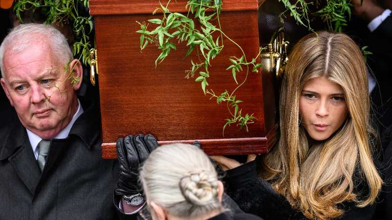 Kate Garraway arrives at Derek Draper
