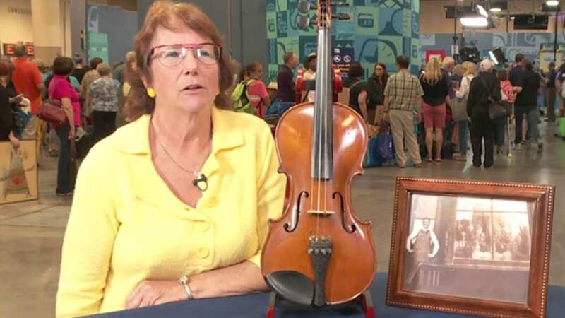 Fans of Antiques Roadshow US say guest has 