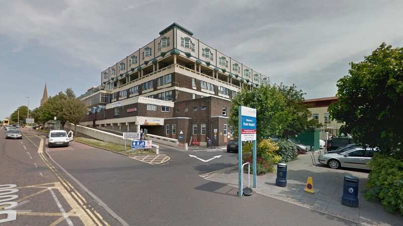 A man was starved for nine days due to a blunder at Poole General Hospital (Image: Daily Mirror)