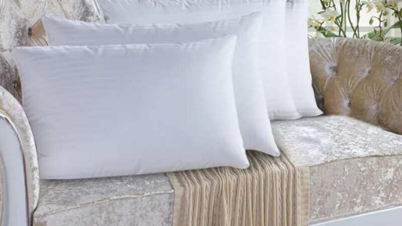 One shopper has found a site selling hotel quality bedding for a fraction of the price (Image: Wowcher)