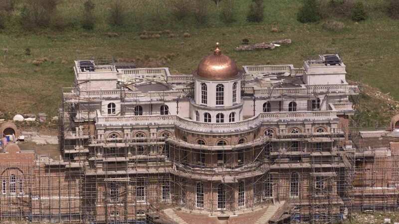 Abandoned £40million mansion in Kent is bigger than Buckingham Palace
