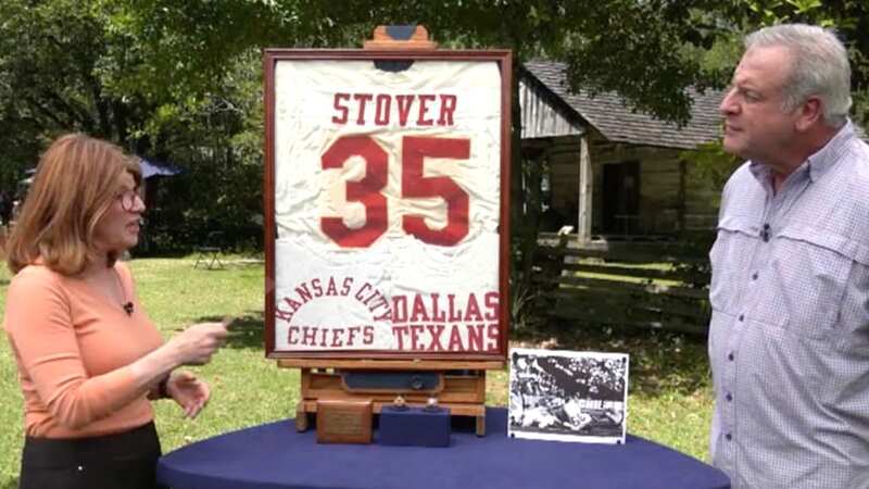 Guest brings on Kansas City Chiefs treasures onto Antique Roadshow
