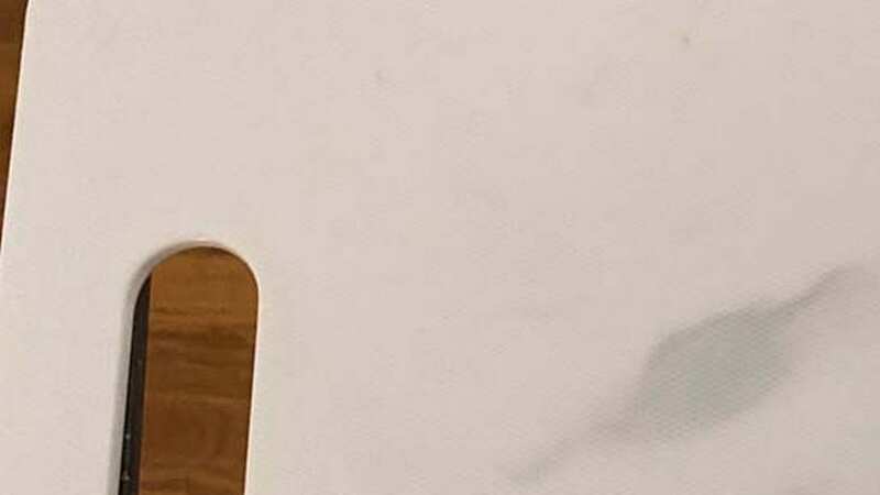 She did not expect her chopping board to have this detail (Full Image Below) (Image: @tbcstan /Twitter)