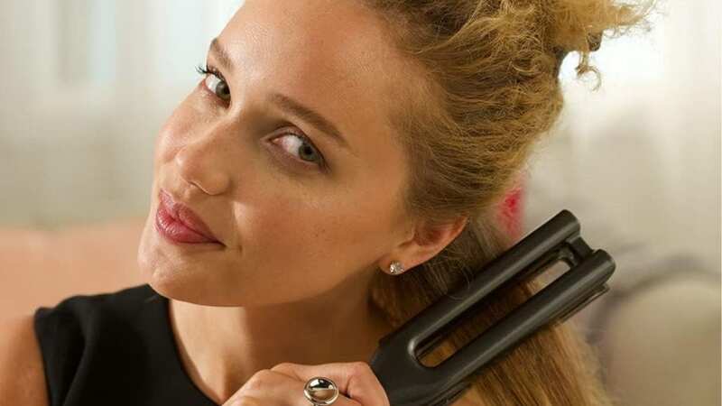 Shoppers with thick or curly hair 