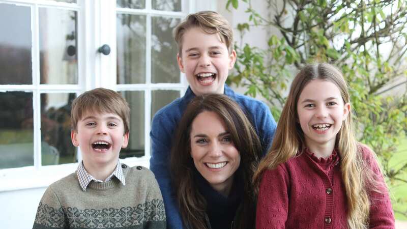 Louis baffles eagle-eyed royal fans with one odd detail in Mother