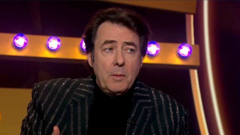 Jonathan Ross wows ITV viewers with his matching outfit to Oscar winner