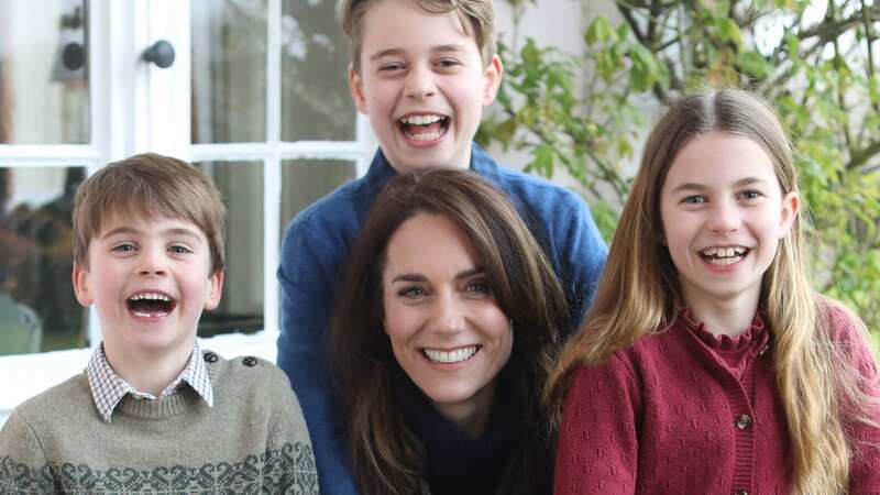 Palace refuses to release unedited version of Kate photo as controversy mounts