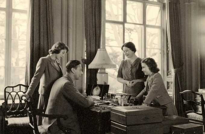 Unseen Royal Family photos to be exhibited