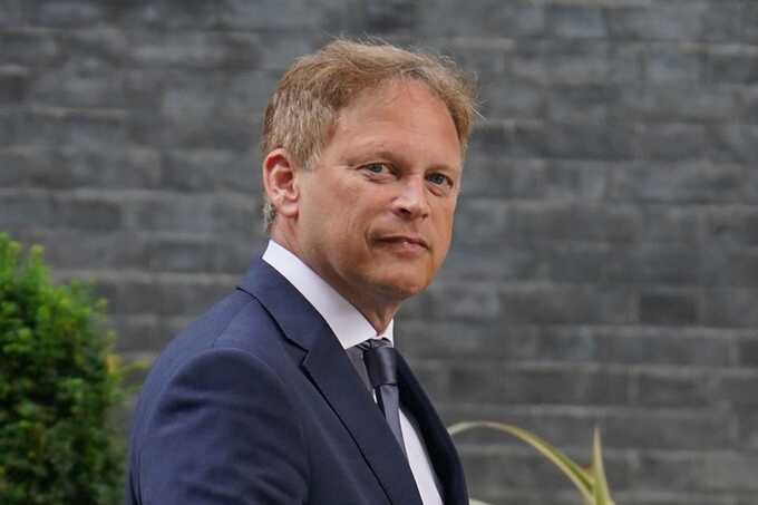 UK says neutral countries should join NATO if they want protection