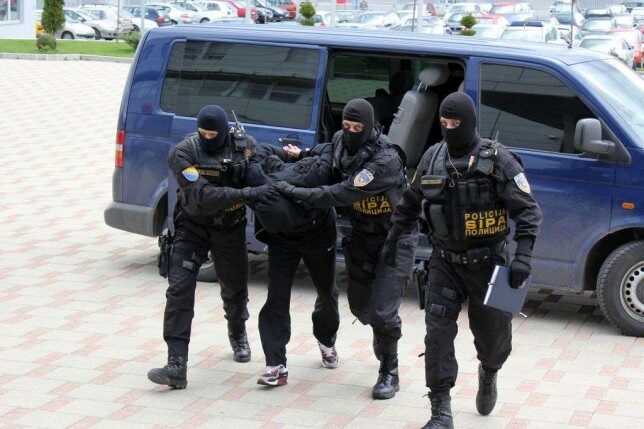 Bosnia arrests Dutch-Iraqi suspected human trafficker