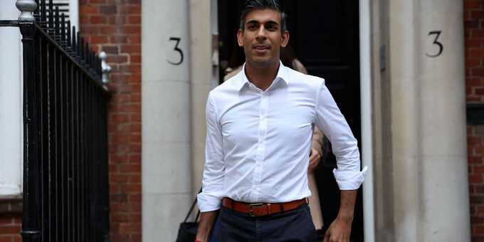 Rishi Sunak shelves flagship Rwanda and smoking policies before election