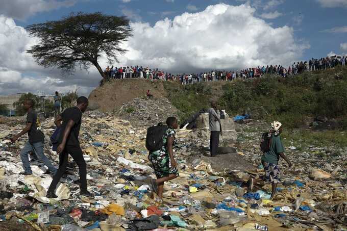 Kenyan police discover additional female body parts at Nairobi garbage dump
