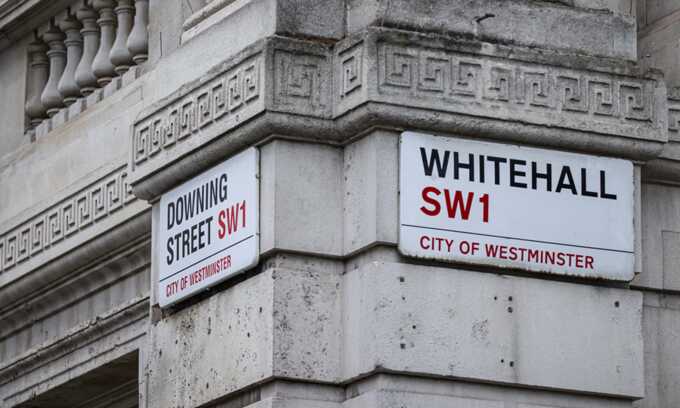 Ministers plan to cut over 10,000 civil service jobs