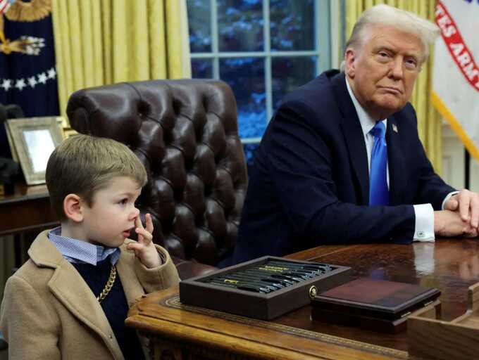 Trump replaces Oval Office desk after incident with Elon Musk’s son