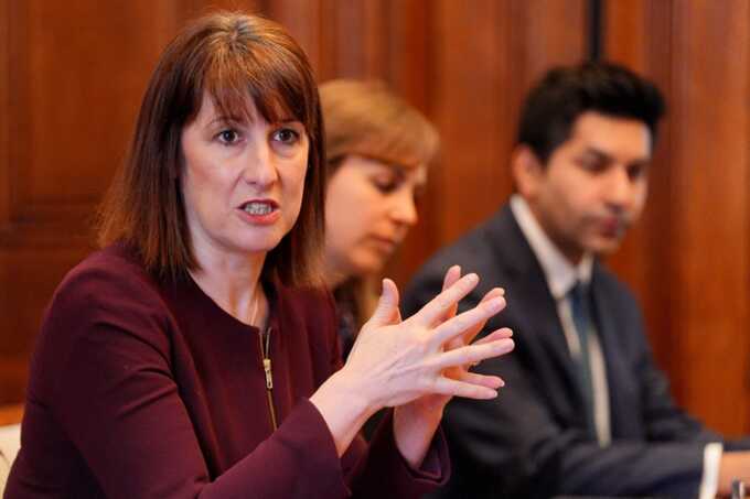 Ministers seek further welfare cuts after OBR lowers savings estimate