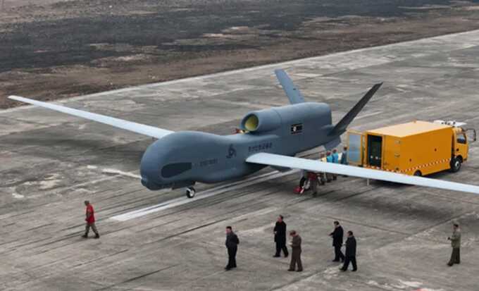 Kim Jong Un inspects AI-equipped suicide drones in North Korea