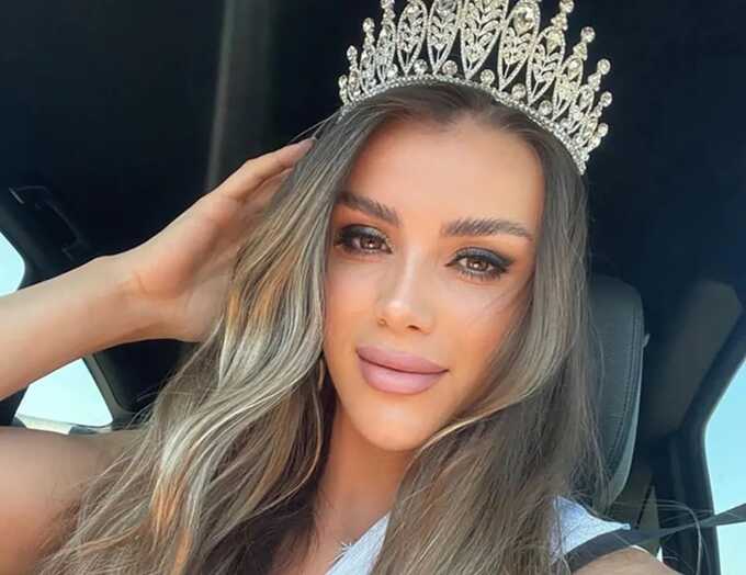 Miss Europe titleholder Güler Erdogan dies after fleeing police and falling from bridge