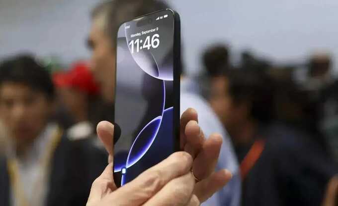 Apple flies 1.5 million iPhones from India to dodge Trump’s China tariffs