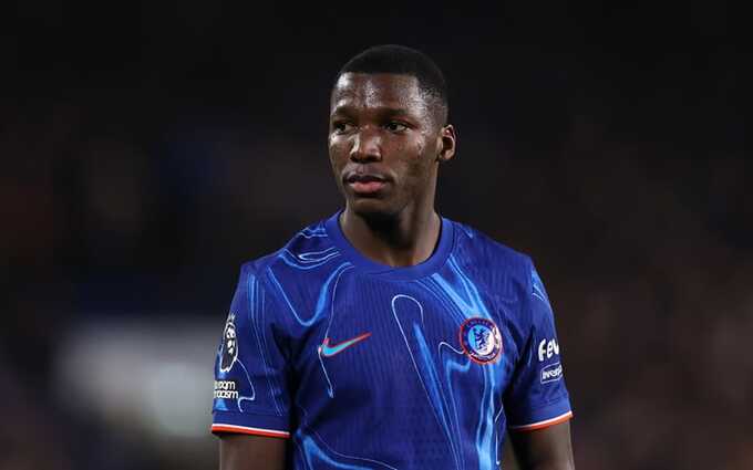 Chelsea star Moises Caicedo has £160k Audi seized over suspected driving offence