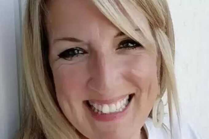 Vanessa Brown said she was arrested for confiscating her children’s iPads