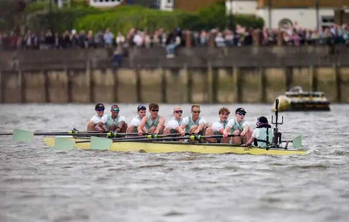 Light-blue show of strength: Cambridge confidently beats Oxford in Boat Race 2025
