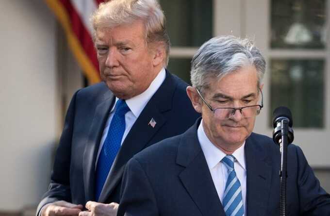 Trump eases rhetoric on China and Fed chief amid economic pressure
