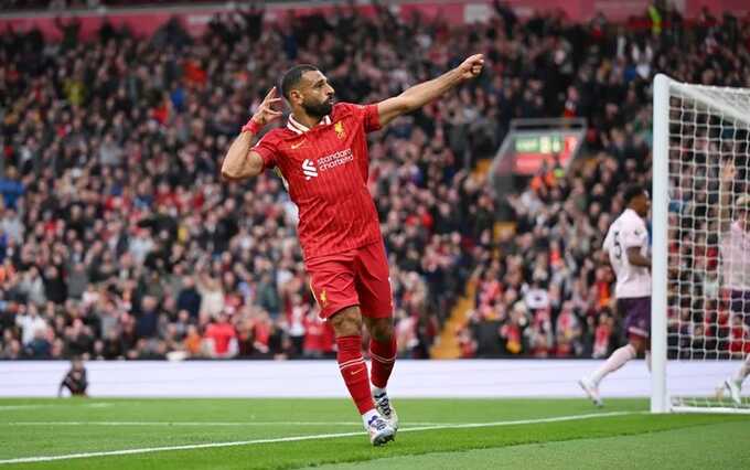 Liverpool thrashes Tottenham to claim 20th English title