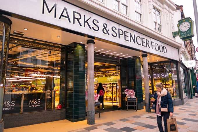 Marks and Spencer online sales paralyzed as management seeks help from cyber experts