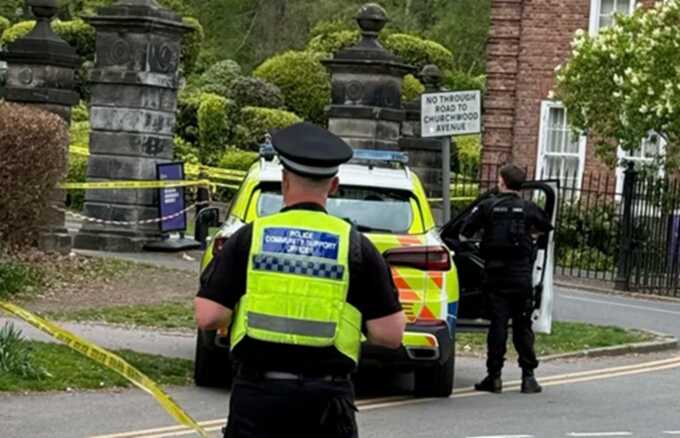 Armed attack in Leeds: shooter Owen Lawrence dies in hospital after attacking women