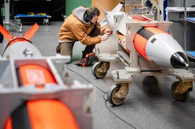 US begins serial production of thermonuclear bombs