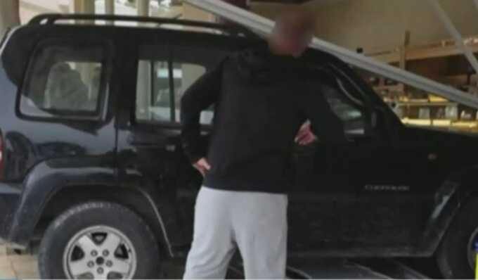 SUV crashes into bakery in Greece: British woman killed, husband in critical condition