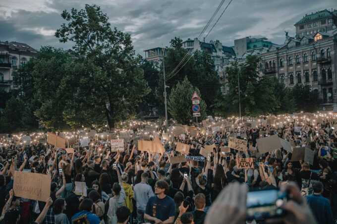 Protesters gather in Kyiv after parliament passes a bill weakening anti-corruption institutions Photograph: Alessio Mamo/The Guardian