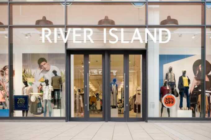 River Island nears collapse as hundreds of jobs hang in the balance