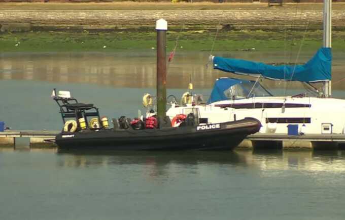 One dead, one missing after boat crash near Portsmouth Harbour