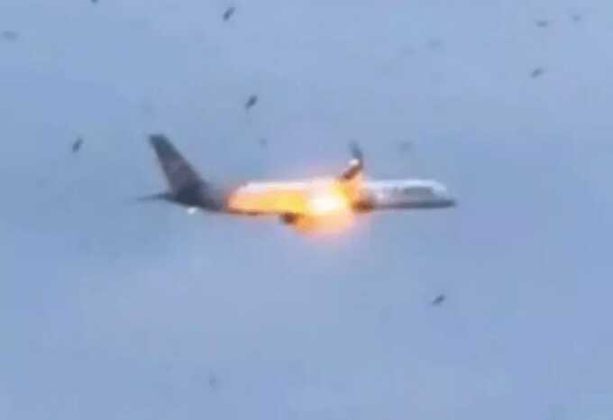 The engine of the Condor Airlines Boeing 757-300 began spitting flames shortly after take-off ( Image: X)