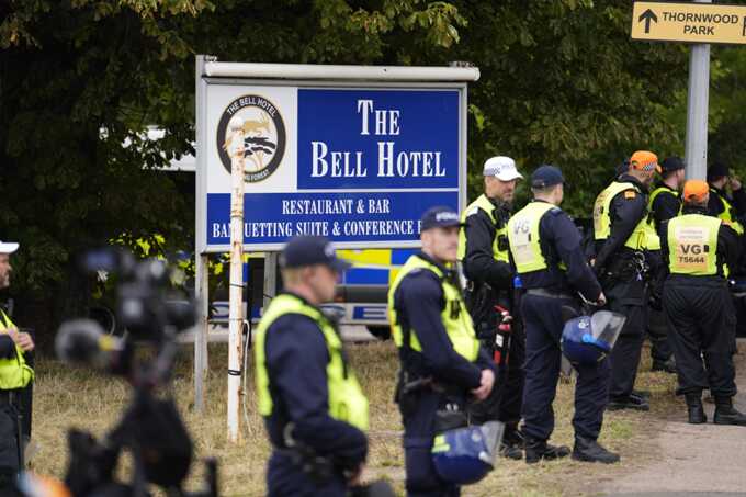 Protests and riots around Bell Hotel lead to court ban on housing refugees