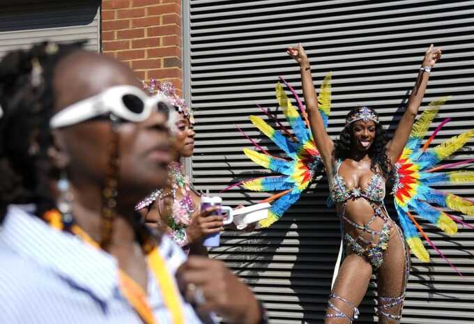 150 tonnes of rubbish cleared on first night of Notting Hill Carnival