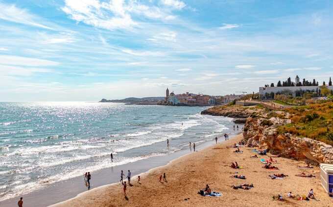 Six youngsters saved after water incident at Wales beach