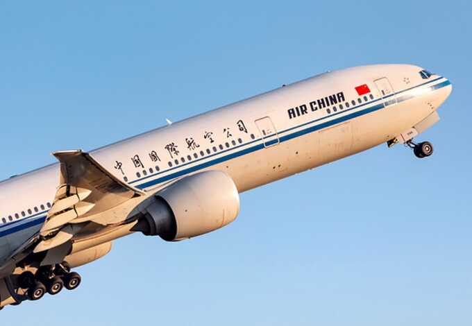 Engine failure forces Heathrow flight with 311 onboard to land in Russia