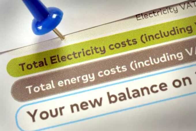Labour slams Farage as Ofgem raises energy cap again