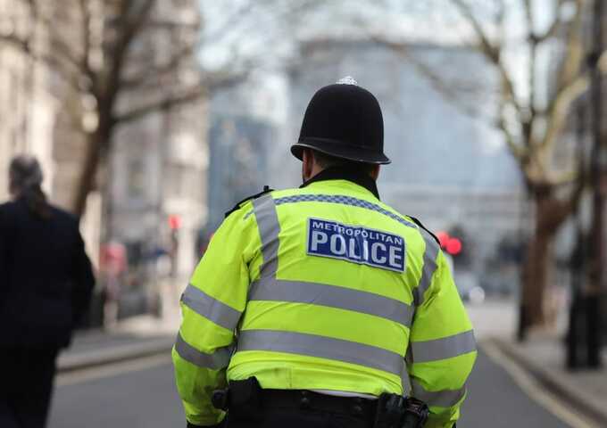 Metropolitan Police volunteer found guilty of child rape