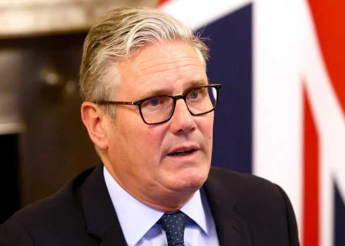 Keir Starmer evaluates digital ID cards in response to small boats issue