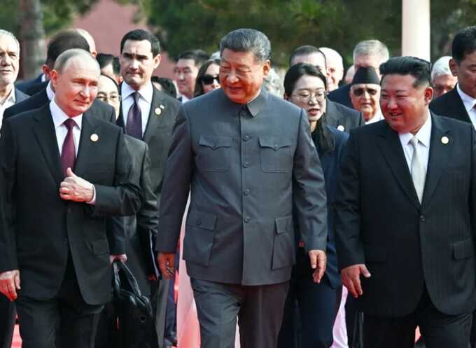 Hot mic catches Xi, Putin and Kim discussing living to 150