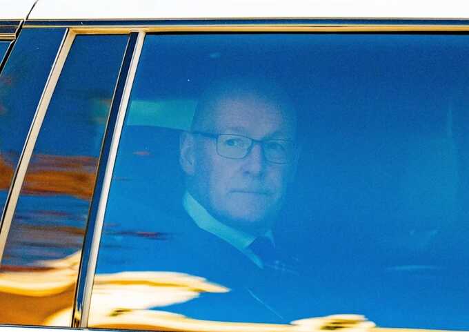 Scottish first minister John Swinney meets Donald Trump to discuss scotch whisky tariffs