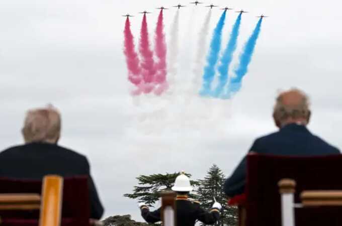 Red Arrows flypast crowns Trump’s ceremonial welcome at Windsor Castle