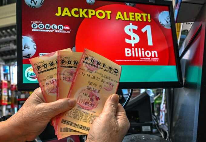 Malaysian woman wins $1.4m lottery using numbers from missed spam call