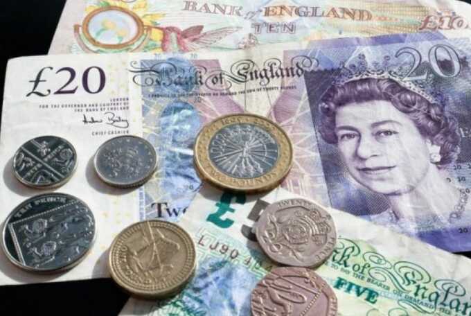 UK pension cash withdrawals hit £70bn amid budget rumours