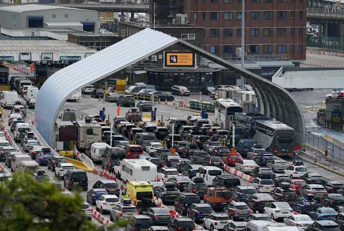 EU biometric border checks delayed: full enforcement pushed back nine months