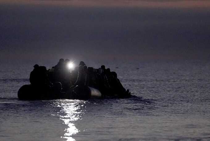 Two women perish attempting to cross the Channel from France