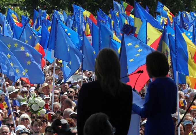 Moldova stands firm for Europe in key parliamentary elections